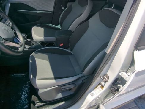 Certified 2024 Volkswagen Taos S FWD image 18