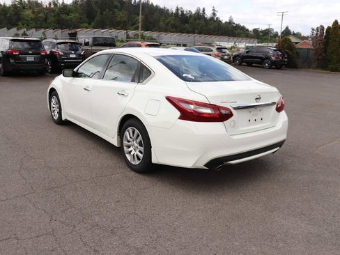 Used 2018 Nissan Altima 2.5 S w/ S Convenience Package FWD image 7