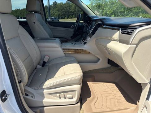 Used 2017 GMC Yukon Denali w/ Open Road Package RWD image 9