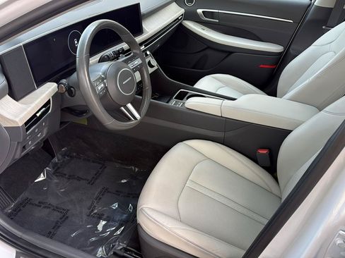 Used 2025 Hyundai Sonata Limited FWD image 15