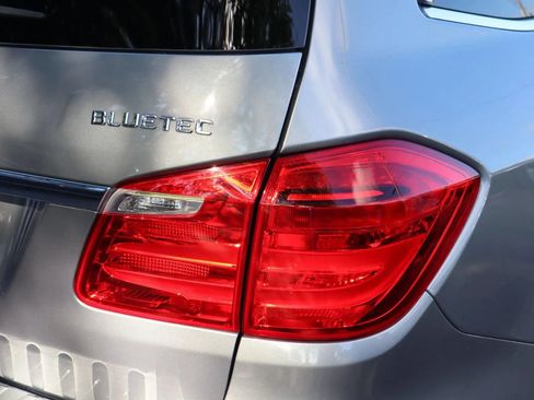 Used 2016 Mercedes-Benz GL 320 BlueTEC 4MATIC image 11