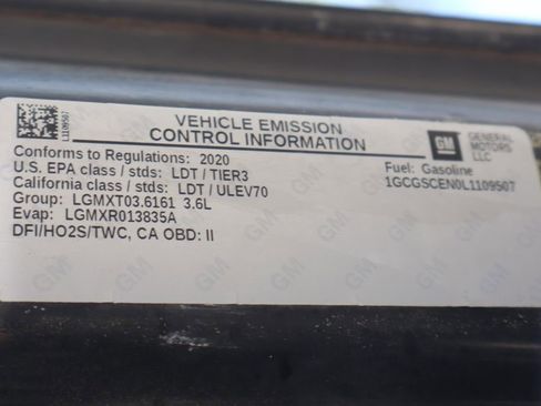 Used 2020 Chevrolet Colorado LT w/ Colorado RST Special Edition image 15