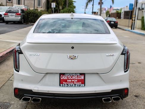 Used 2022 Cadillac CT4 V w/ Navigation Package RWD image 4