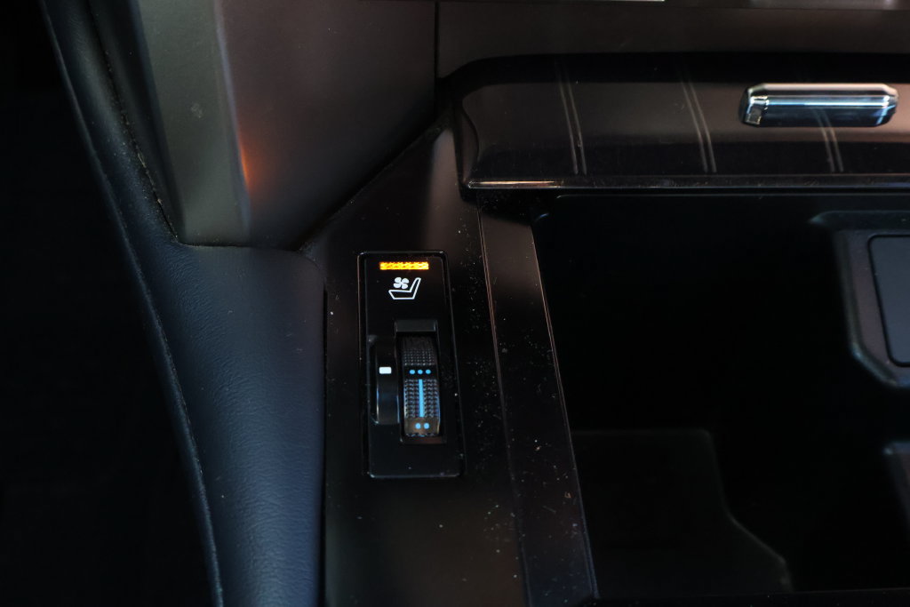 Used 2020 Lexus GX 460 Premium AWD/4WD image 32