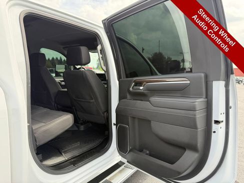 Used 2025 Chevrolet Silverado 2500 LT AWD/4WD image 39