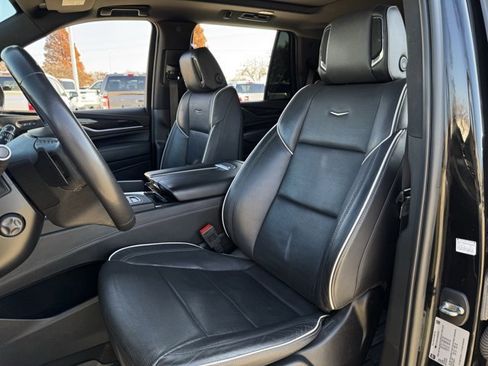 Used 2022 Cadillac Escalade Sport w/ Touring Package image 30