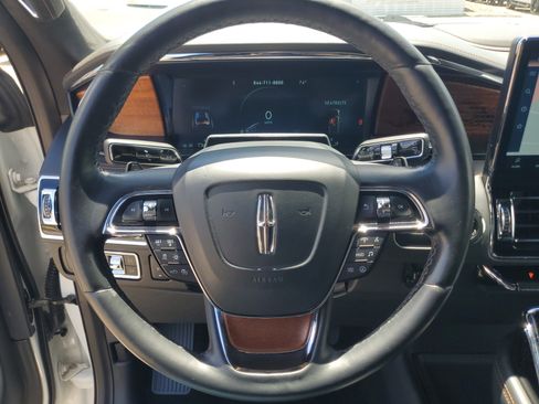 Used 2022 Lincoln Navigator Black Label AWD/4WD image 14