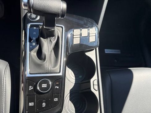 Certified 2025 Kia Sportage EX w/ Premium Package FWD image 25