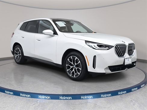 Used 2025 BMW X3 xDrive30i w/ Convenience Package image 4