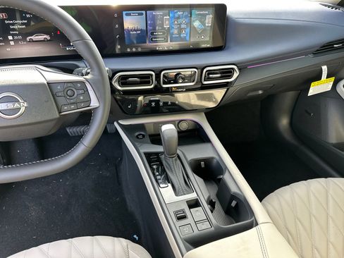 New 2026 Nissan Sentra SL w/ Floor Mat Package image 28