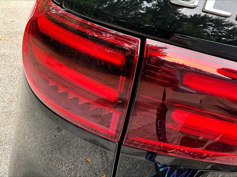 New 2026 Mercedes-Benz GLB 250 4MATIC image 6