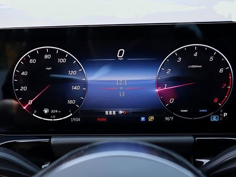 New 2026 Mercedes-Benz GLA 250 4MATIC image 37