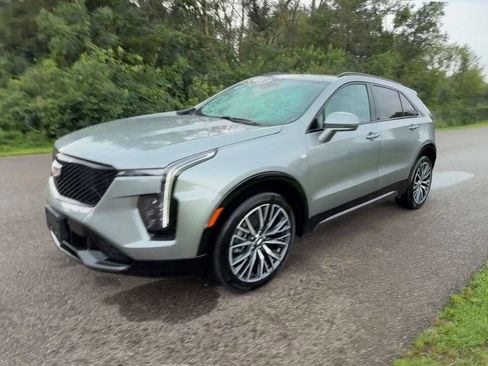 Used 2024 Cadillac XT4 Sport image 27