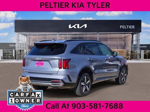 Certified 2023 Kia Sorento EX w/ Panoramic Sunroof Package image 7