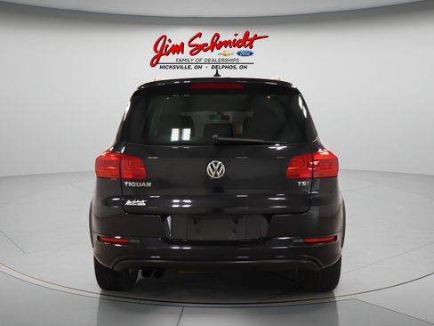Used 2017 Volkswagen Tiguan Sport AWD/4WD image 5