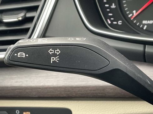 Certified 2022 Audi Q5 2.0T Premium w/ Convenience Package image 26