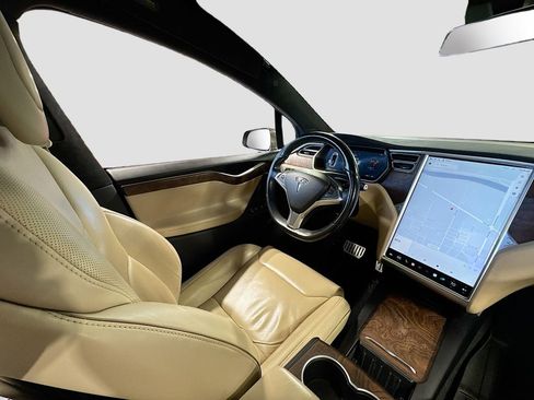 Used 2016 Tesla Model X Performance image 15