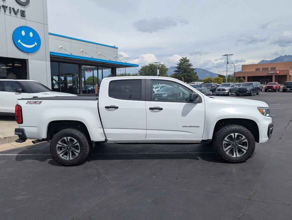 Used 2021 Chevrolet Colorado Z71 w/ Safety Package AWD/4WD image 2