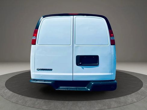 Used 2023 Chevrolet Express 2500 Extended w/ Driver Convenience Package image 4