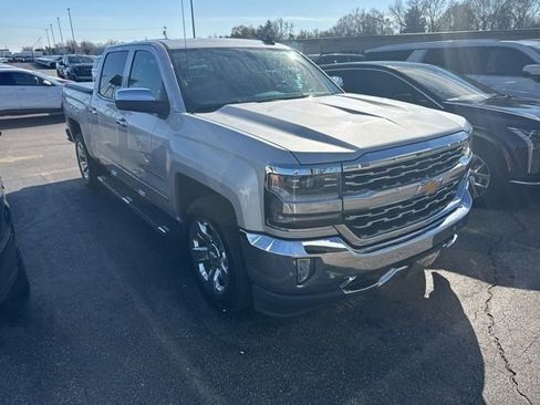 Used 2018 Chevrolet Silverado 1500 LTZ w/ Sport Package image 5