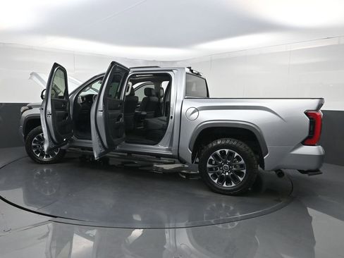 Used 2024 Toyota Tundra Limited AWD/4WD image 42