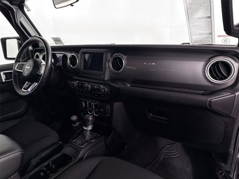 Used 2021 Jeep Wrangler Unlimited Sahara AWD/4WD image 50
