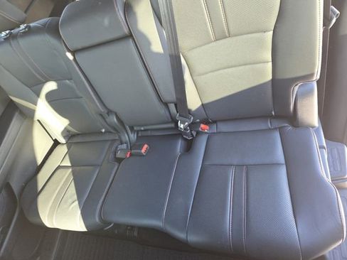 Used 2022 Honda Pilot TrailSport image 29