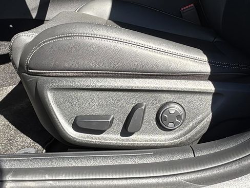 Certified 2026 Genesis G70 2.5T image 19