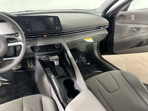 Used 2026 Hyundai Elantra Sport w/ Cargo Package FWD image 19
