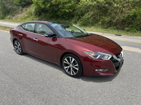Used 2017 Nissan Maxima Platinum FWD image 8