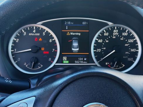 Used 2019 Nissan Sentra SV image 11