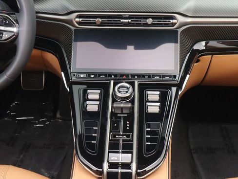 New 2026 Aston Martin V8 Vantage Coupe image 22