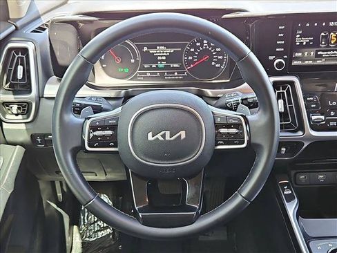 Used 2022 Kia Sorento S AWD/4WD image 14
