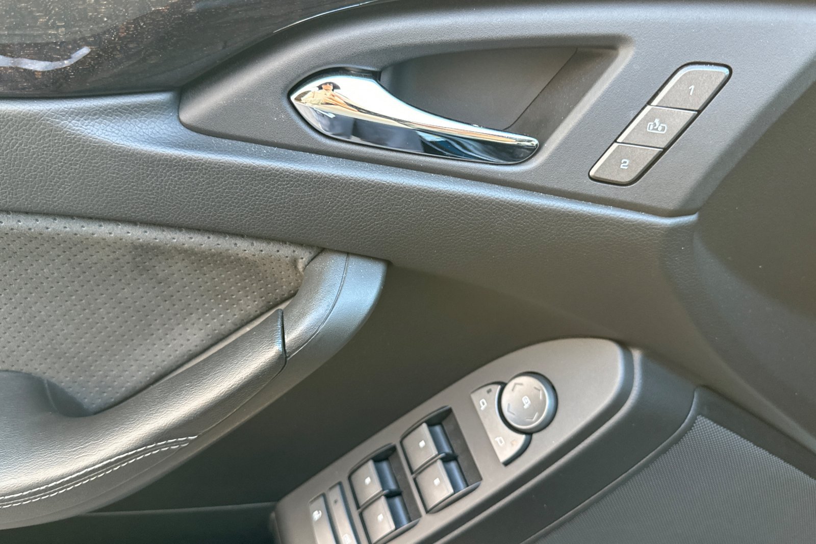 Used 2013 Cadillac CTS V w/ Wood Trim Package RWD image 11