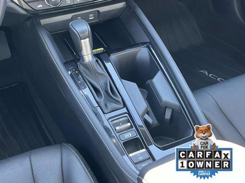 Used 2024 Honda Accord Touring image 14