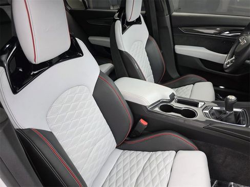 Used 2024 Cadillac CT5 V Blackwing w/ Parking Package image 31