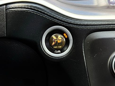 Used 2019 Dodge Charger Scat Pack w/ Dynamics Package image 57