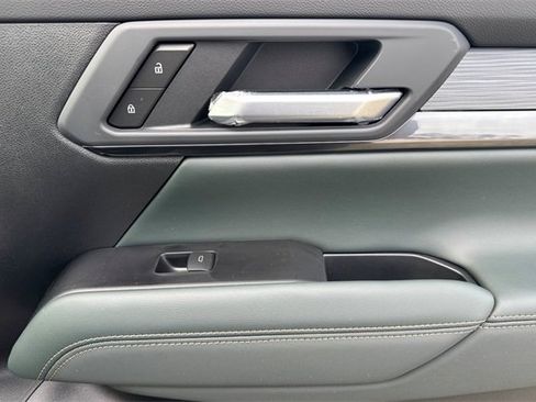 New 2026 GMC Terrain AT4 w/ Convenience Package III image 20