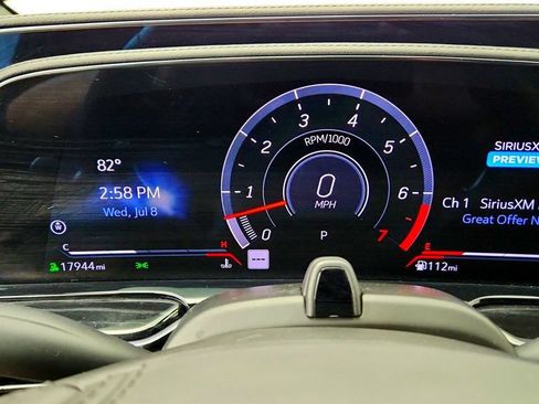 Used 2024 Cadillac Escalade ESV V w/ LPO, ONYX Package AWD/4WD image 15