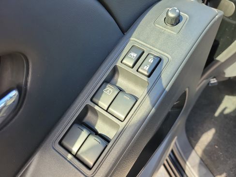 Certified 2023 Nissan Frontier SV w/ Midnight Edition Package image 20