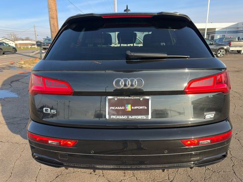 Used 2020 Audi Q5 2.0T Titanium Premium Plus w/ Premium Plus Package image 10