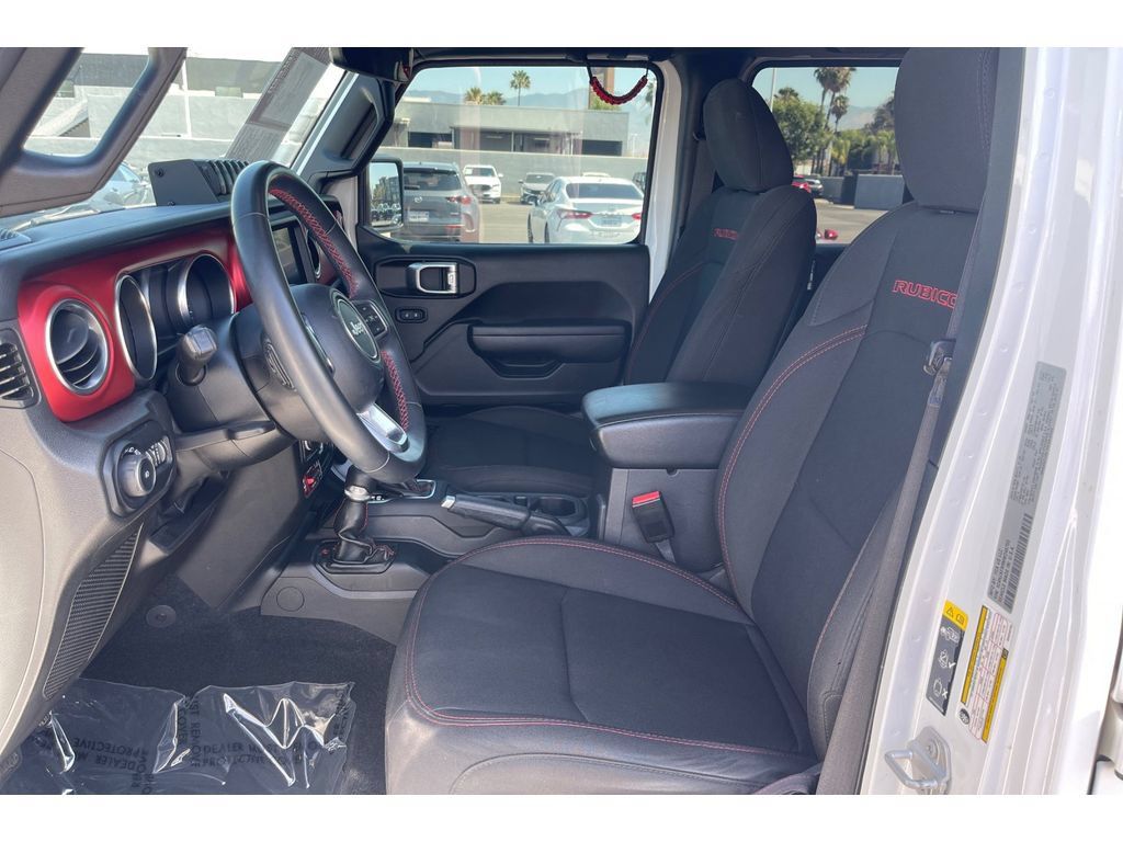Used 2022 Jeep Wrangler Unlimited Rubicon AWD/4WD image 10