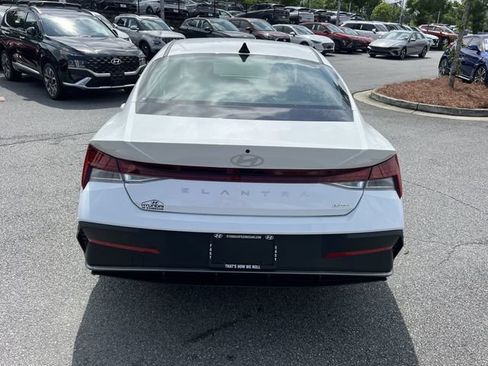 Used 2026 Hyundai Elantra Hybrid FWD image 6