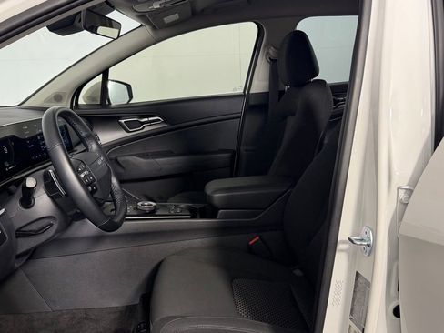 Used 2026 Kia Sportage S AWD/4WD image 25