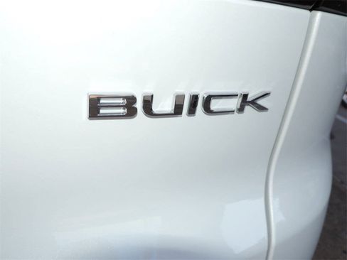 New 2026 Buick Enclave Avenir w/ Super Cruise Package image 12