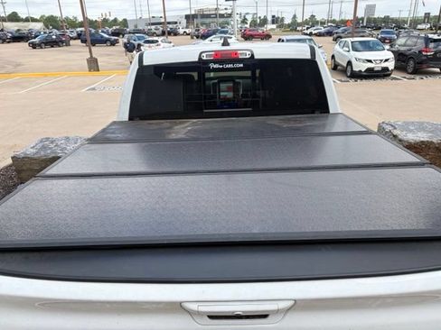 Used 2025 RAM 1500 Laramie AWD/4WD image 24