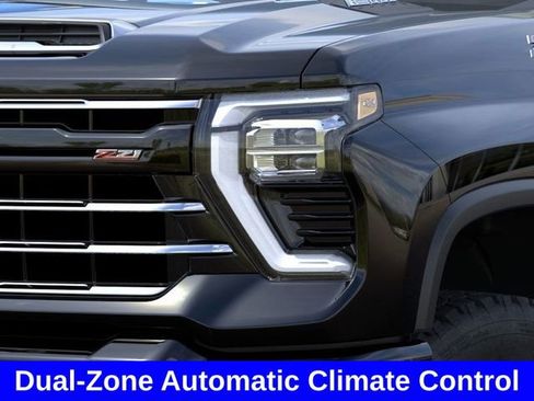 New 2026 Chevrolet Silverado 2500 LT w/ Z71 Chrome Sport Edition AWD/4WD image 12