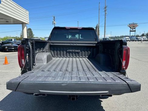 Used 2023 GMC Sierra 1500 AT4 w/ AT4 Premium Package AWD/4WD image 26