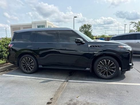Used 2026 INFINITI QX80 Autograph w/ Premium Cargo Package AWD/4WD image 5