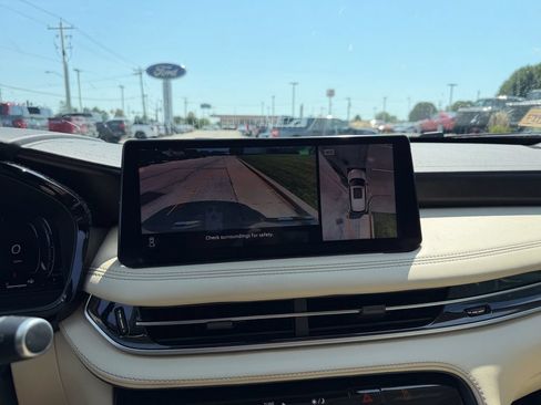 Used 2023 INFINITI QX60 Sensory w/ Vision Package AWD/4WD image 23
